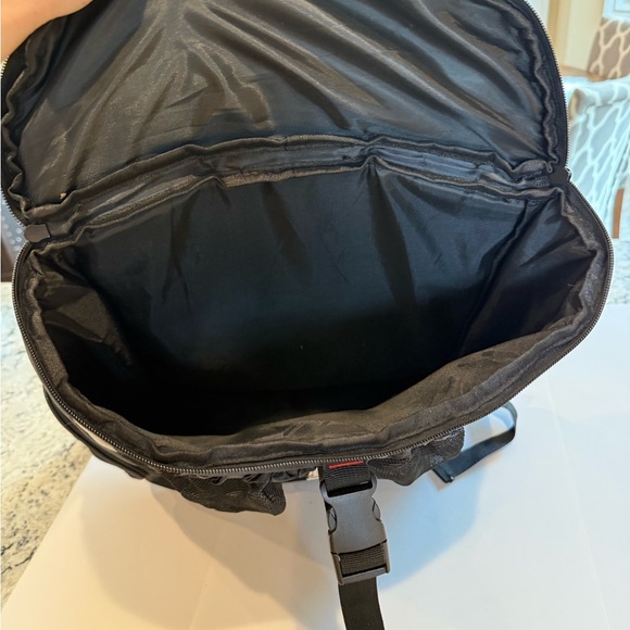 Hard Work Sports Basketball Backpack with Ball Compartment Spacious Shoe Storage - Picture 7 of 10